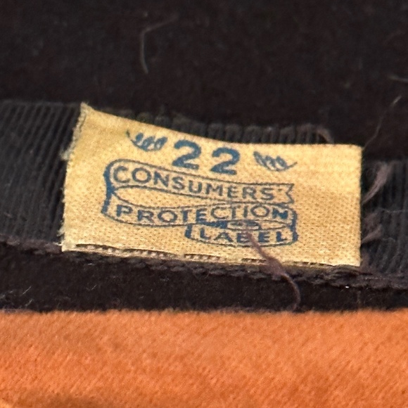 ASTOUNDING 1940s\' BROWN FELT WIDE BRIM FEDORA WITH ORANGE FELT EDGING. main image 6